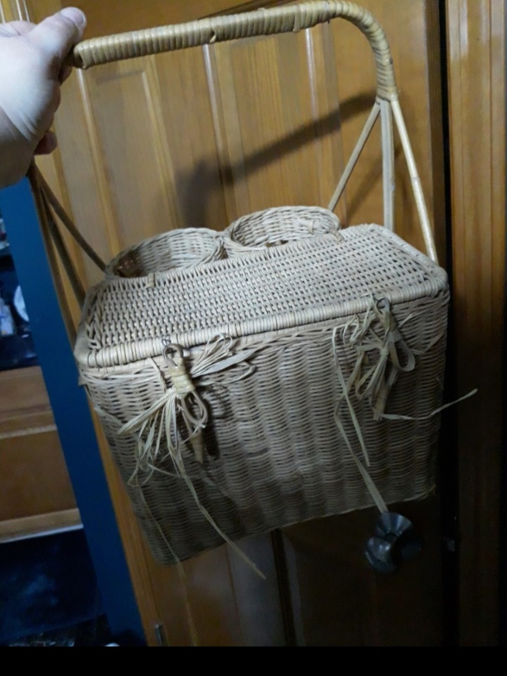 Woven Rattan Wine And Cheese Basket in Natural Tan
